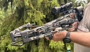 Fenson-Invader M1 De-Cock 10 - Crossbow Magazine Brad Fenson with a Wicked Ridge Invader M1